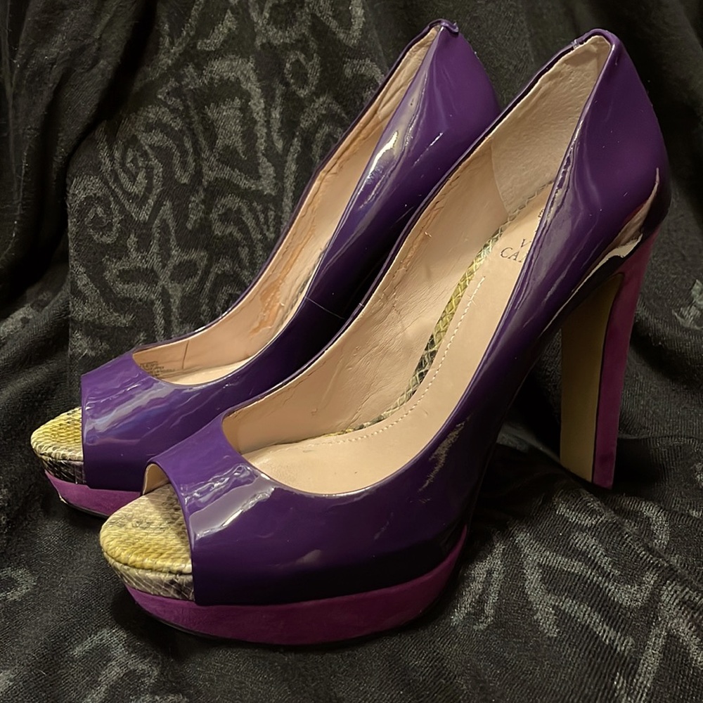 Sexy Vince Camuto Platform heels size 8.5